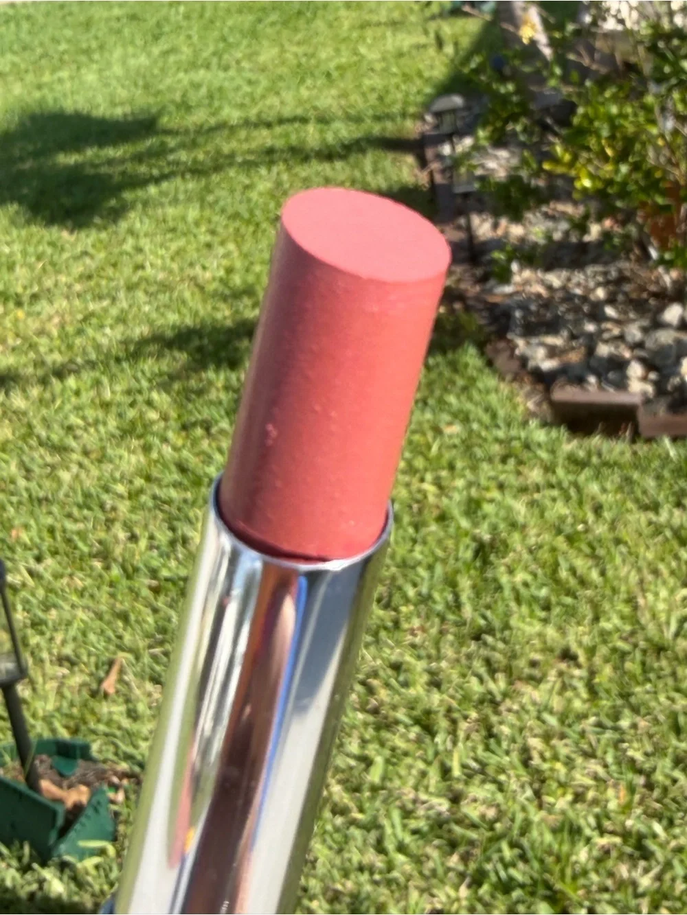 KRISTOFER BUCKLE Cashmere Slip Lipstick In Bardot light brown